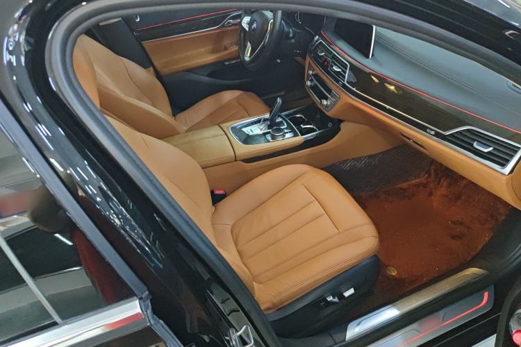 Used BMW 7 Series 2016 730Li Leading Model
