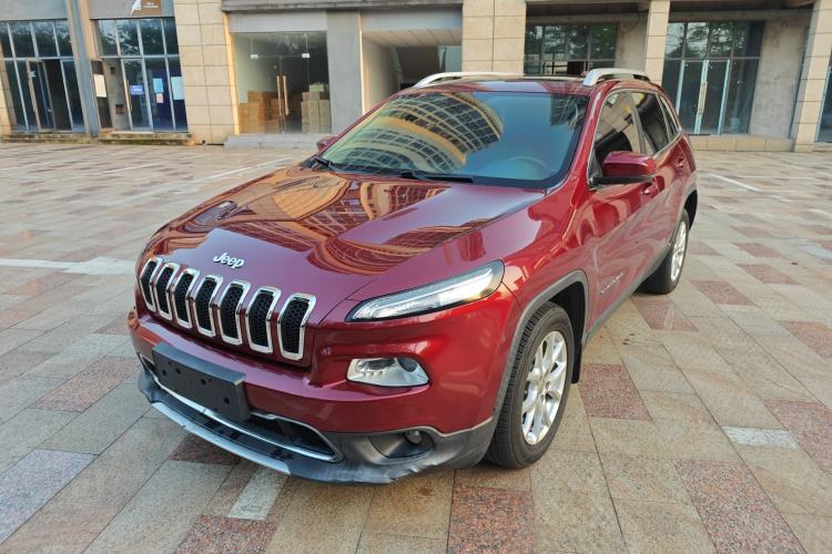 Used Jeep Cherokee 2017 2.0L Superior Edition