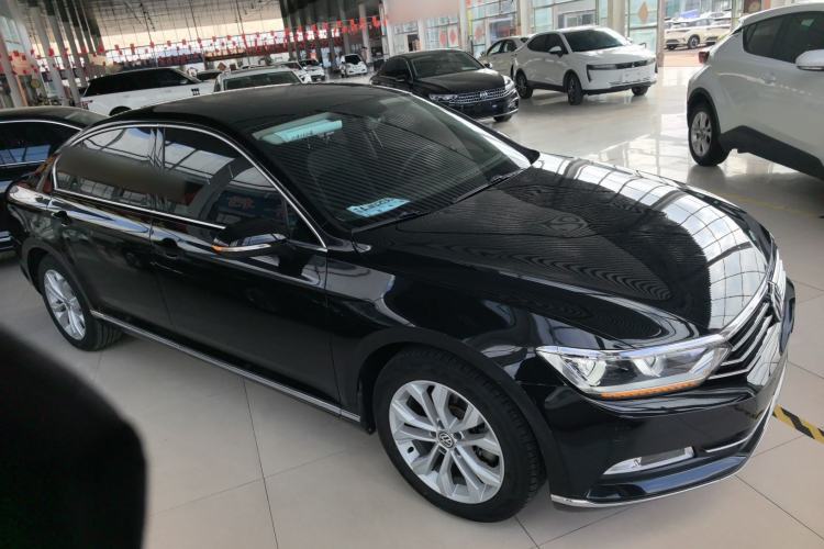 Used Volkswagen Magotan 2017 330TSI DSG Luxury Model