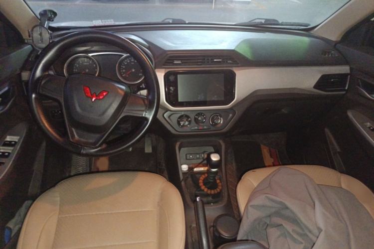 Used Wuling Hongguang 2021 1.5L S Comfort Edition LAR