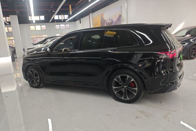 Used Hima AITO M8 2025 Extended-Range Max Version 37 kWh 6-Seater Left Side