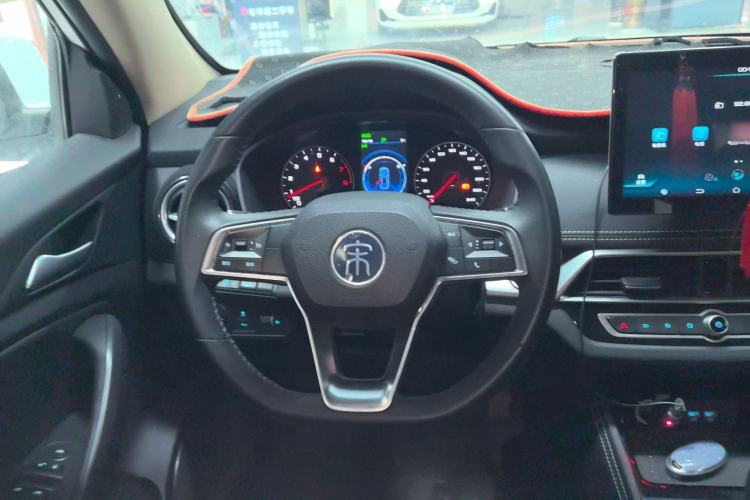 Used BYD Song 2020 Classic Edition 1.5T Automatic Elite Model Steering Wheel