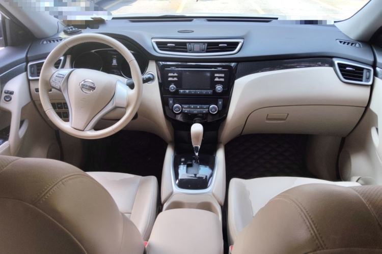 Used Nissan X-Trail 2014 2.5L CVT Luxury Edition 4WD
