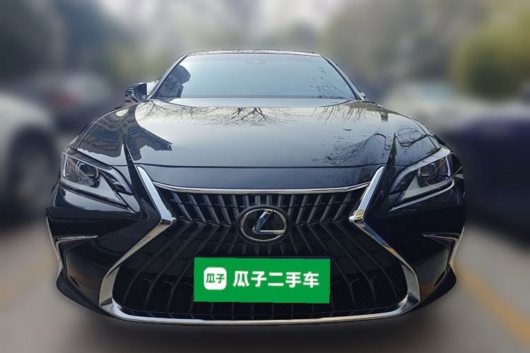 Used Lexus ES 2023 200 Excellence Edition