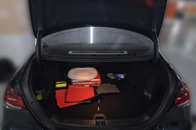 Used Mercedes-Benz E-Class 2022 E 300 L Sport Luxury Edition Trunk