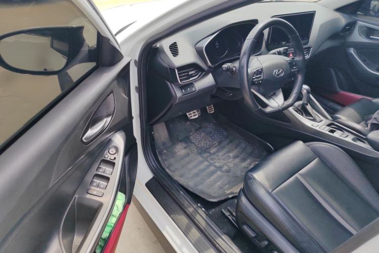 Used Hyundai Lafesta 2019 280TGDi Smart Speed Version China VI Standard Driver Seat