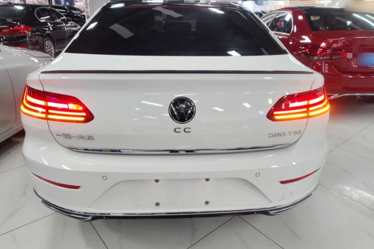 Used Volkswagen FAW-Volkswagen CC 2023 380TSI Striking Edition
