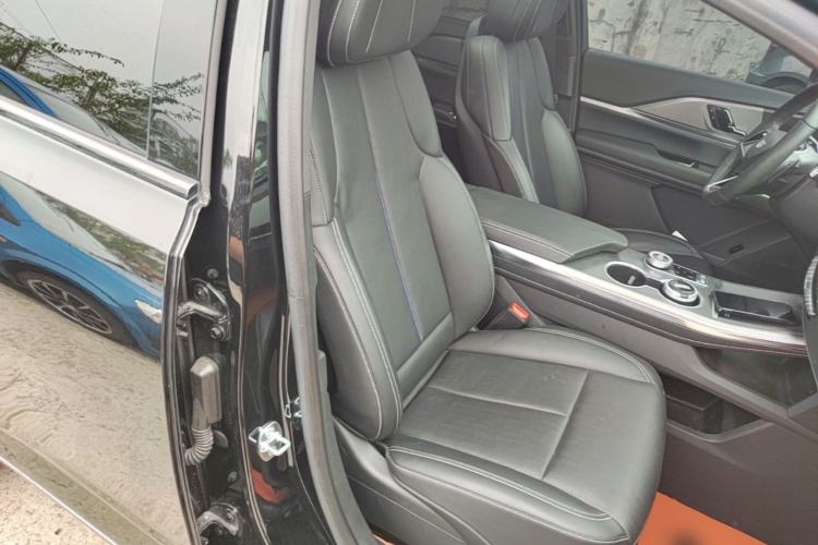 Used Cadillac XT5 2025 2.0T Luxury Version Right Front Seat