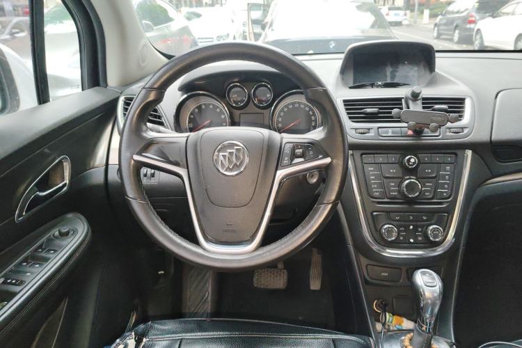 Used Buick Encore 2015 1.4T Automatic Two-Wheel Drive Urban Leading Model Steering Wheel