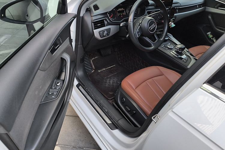 Used Audi A4L 2018 30th Anniversary Edition 40 TFSI Trendy Model