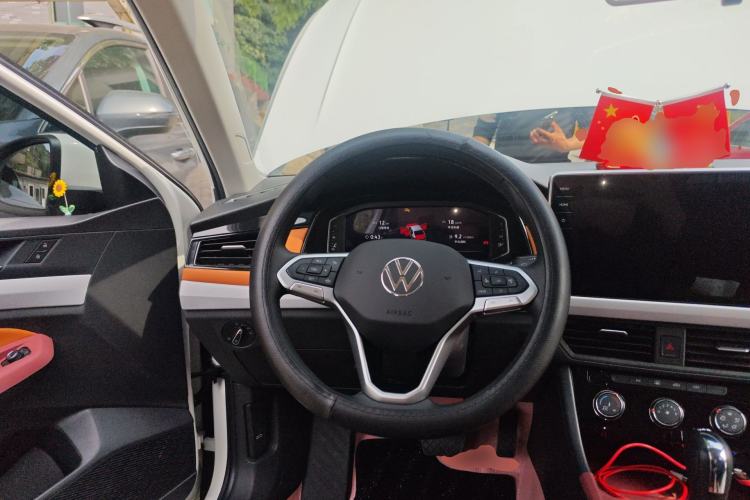 Used Volkswagen Bora 2025 Model, Facelifted 200TSI DSG Yuexing PRO Edition Steering Wheel
