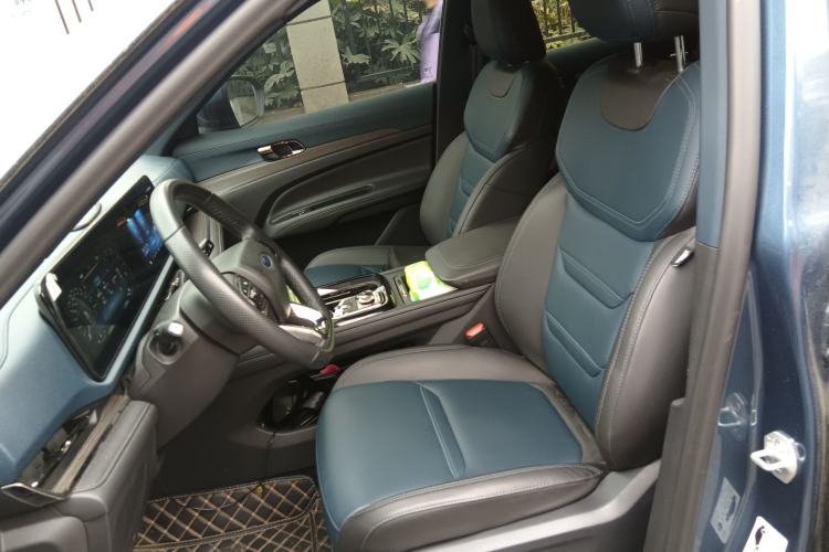 Used Ford Equator Sport 2022 Facelift EcoBoost 170 Prestige Model
