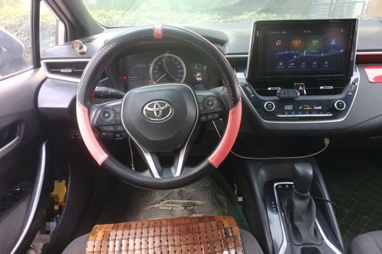 Used Toyota Levin 2019 Dual-Engine 1.8H E-CVT Luxury Edition China VI Standard Steering Wheel