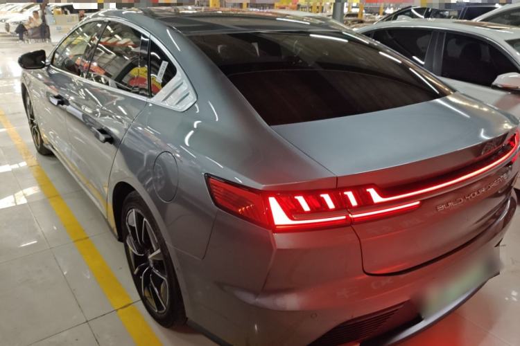 Used BYD Han 2020 EV Four-Wheel Drive High-Performance Flagship Model Exterior 2