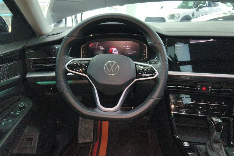 Used Volkswagen Passat 2023 Facelift 330TSI Luxury Edition