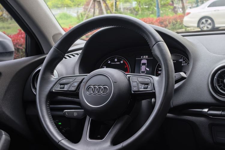 Used Audi A3 2020 Limousine 35 TFSI Fashion Edition China VI Emission Standard