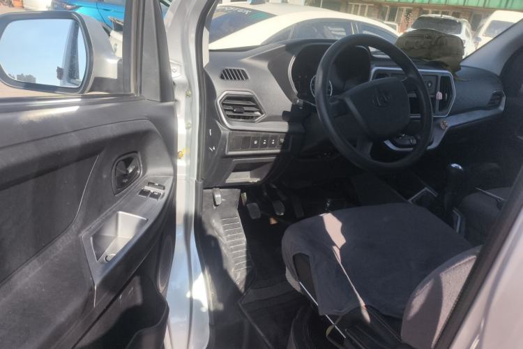 Used CHANGAN KAICHENG Ruixing M60 2023 1.5L GDI Comfort-Class Passenger Vehicle 6/7 Seats Driver Seat