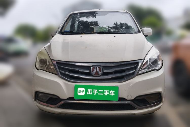 Used BAIC Weiwang M30 2015 1.5L Basic Version BJ415B Front