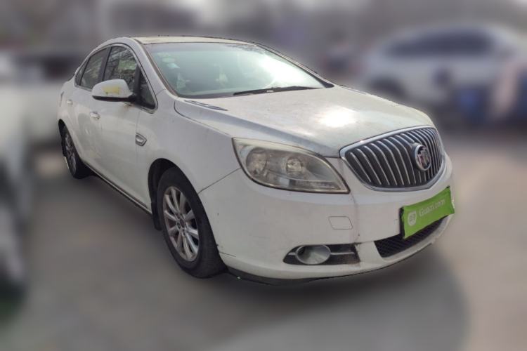 Used Buick GT 2013 GT 1.6L Automatic Fashion Edition Front Right 45 Deg