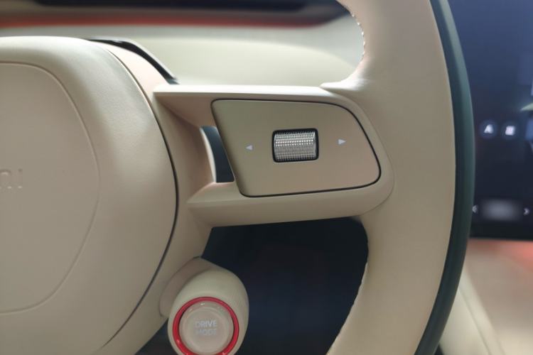 Used Xiaomi Auto YU7 2025 Ultra-Long Range High-Performance All-Wheel-Drive Max Edition
