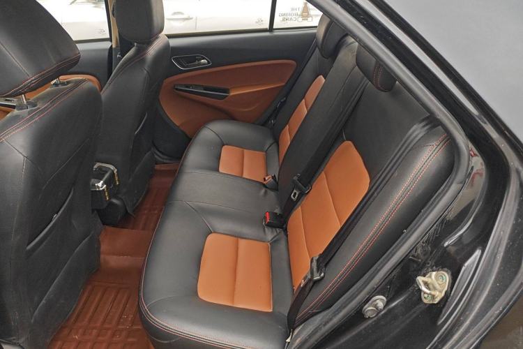 Used Geely Auto Diamond 2016 1.5L Manual Entry-Level Trim
