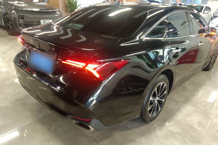 Used Toyota Avalon 2023 2.0L Luxury Edition