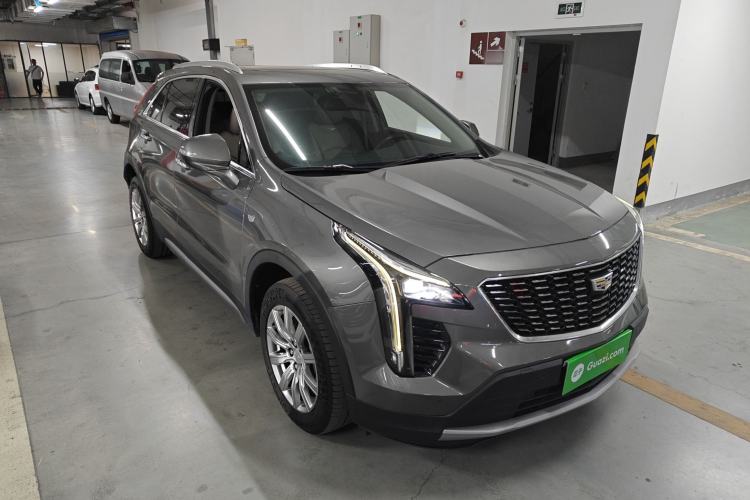 Used Cadillac XT4 2018 28T Two-Wheel-Drive Luxury Model

