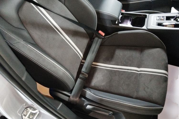 Used Volkswagen Golf 2023 Facelift 280TSI DSG R-Line Lite