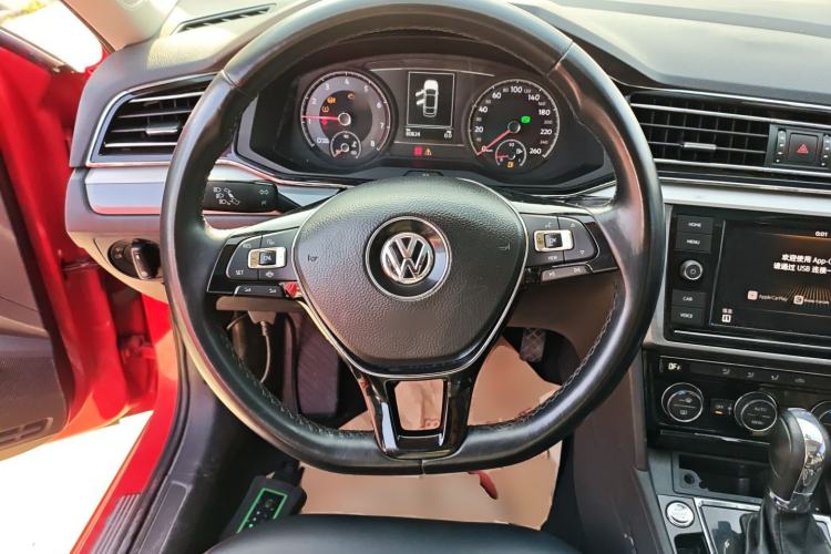 Used Volkswagen Lamando 2019 280TSI DSG Comfort Edition China VI standard Steering Wheel