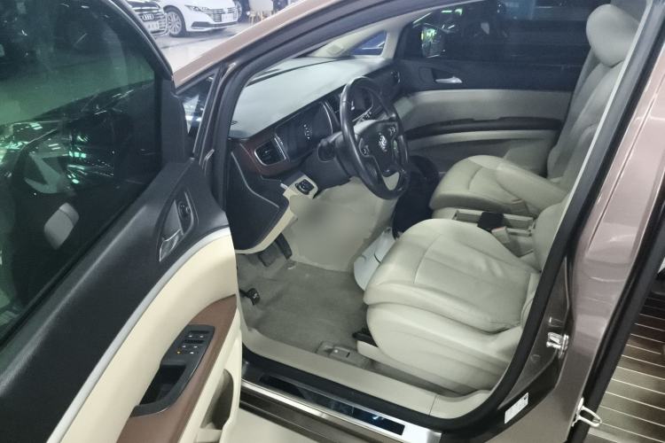 Used Buick GL8 2018 28T Luxury Model China VI Standard
