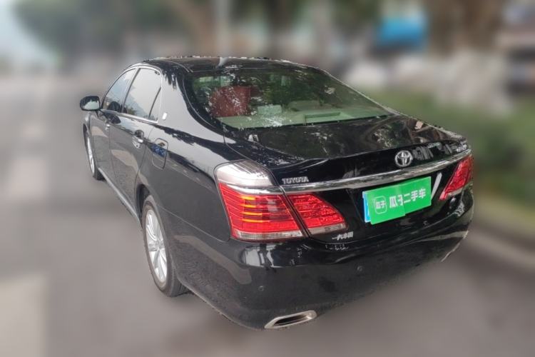 Used Toyota Crown 2012 2.5L Royal Leather Edition