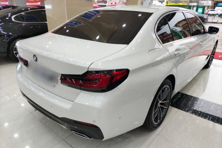 Used BMW 5 Series 2022 Second Facelift 525Li M Sport Package