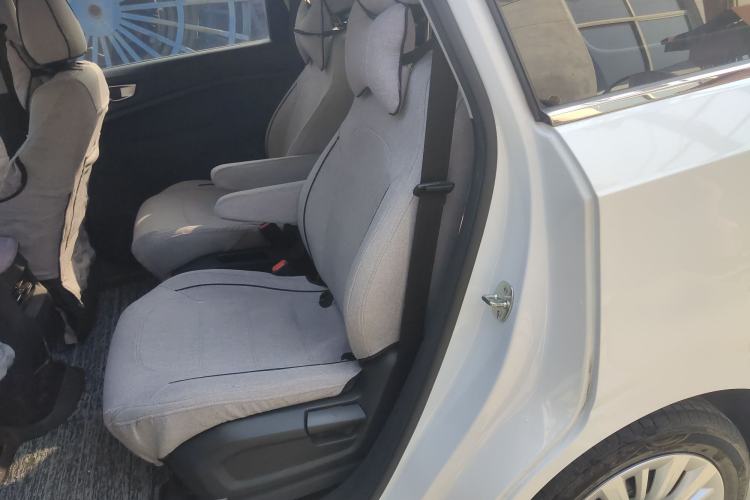 Used Wuling Jiachen 2022 1.5L Manual Enjoyment Elite Model Left Rear Seat