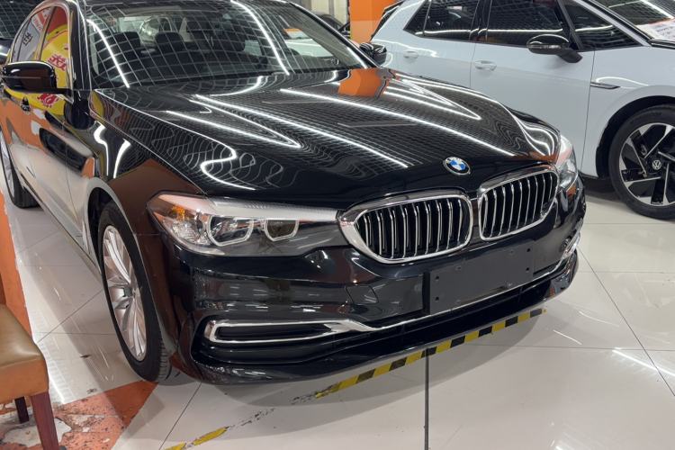 Used BMW 5 Series 2020 525Li Luxury Package
