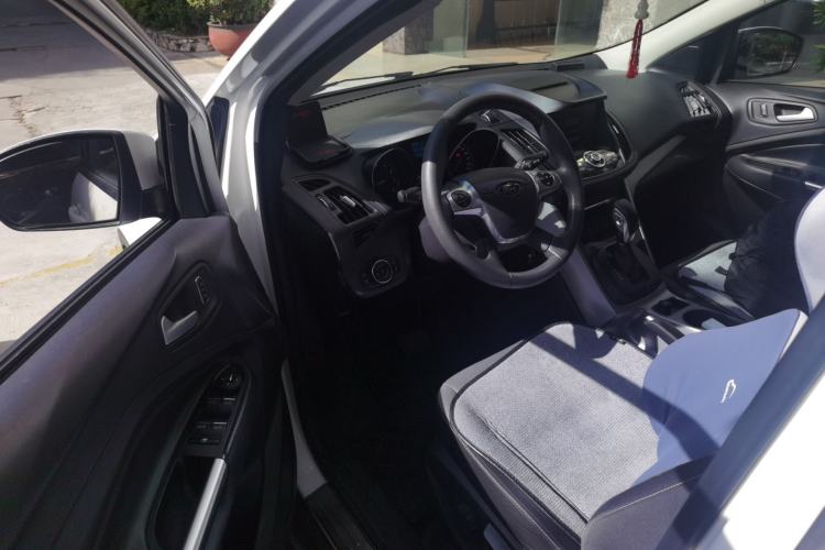 Used Ford Kuga 2015 1.5L GTDi Two-Wheel-Drive Comfort Model