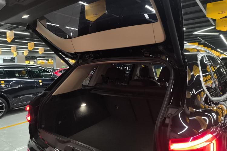 Used BMW X5 2022 Restyled xDrive 30Li M Sport Package
