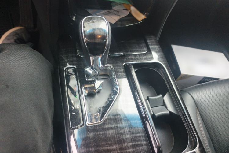 Used Toyota Crown 2015 2.0T Fashion Edition
