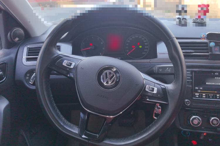 Used Volkswagen Santana 2019 1.5L Automatic Fashion Edition China VI Steering Wheel