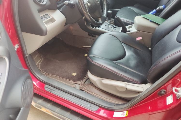 Used Toyota RAV4 2009 2.0L Automatic Luxury Edition
