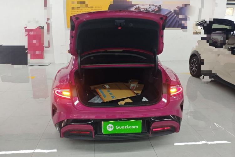 Used Xiaomi Auto SU7 2024 Four-Wheel Drive Ultra-Long Range Advanced Intelligent Driving Max Edition Trunk