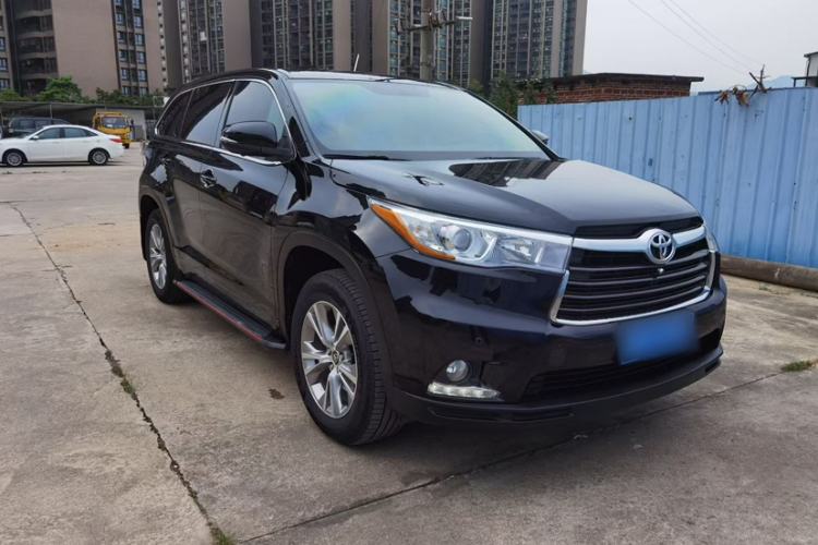Used Toyota Highlander 2017 2.0T Two-Wheel Drive Elite Version 7 Seats