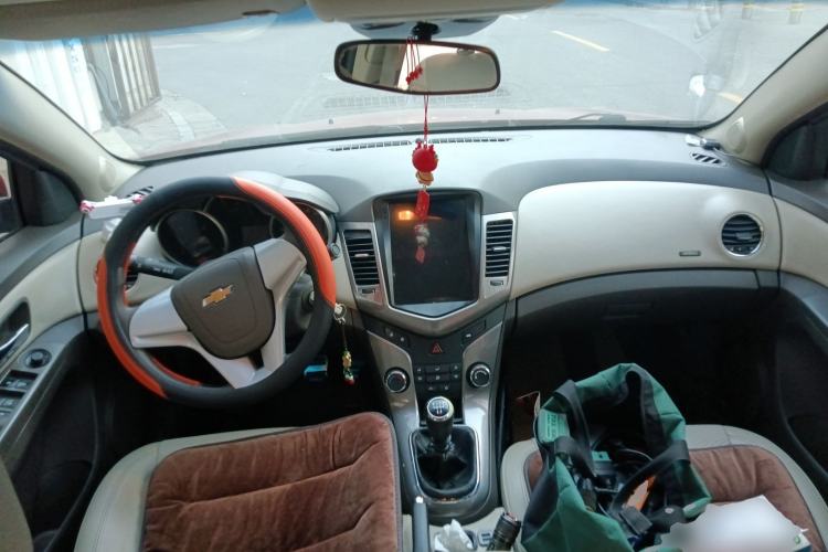 Used Chevrolet Cruze 2015 1.5L Classic SE MT
