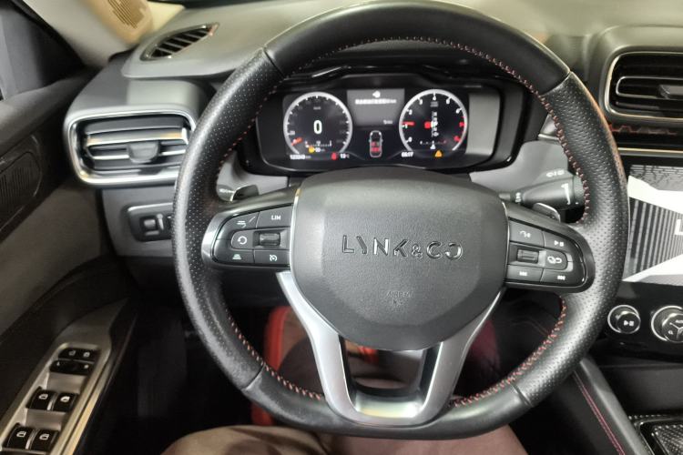 Used Lynk & Co 02 2018 1.5T DCT Two-Wheel Drive Sporty Version China V Standard
