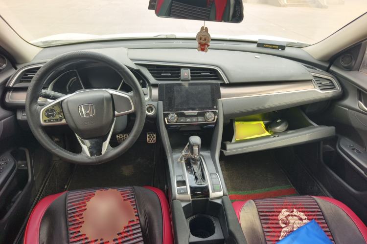 Used Honda Civic 2019 220TURBO CVT Dynamic Edition China VI Emission Standard Center Console