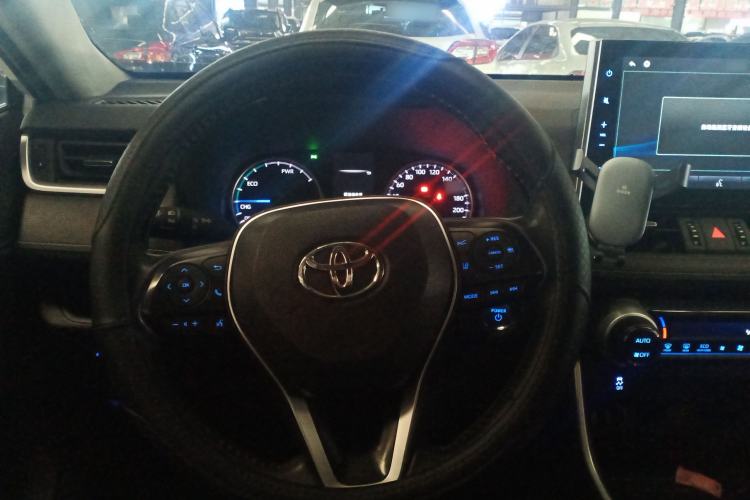 Used Toyota Wildlander 2022 Dual-Engine 2.5L E-CVT Two-Wheel Drive Luxury PLUS Edition Steering Wheel