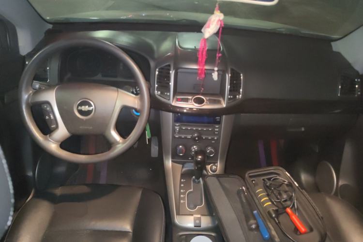 Used Chevrolet Captiva 2014 2.4L Two-Wheel Drive Urban Version 7 Seats Center Console