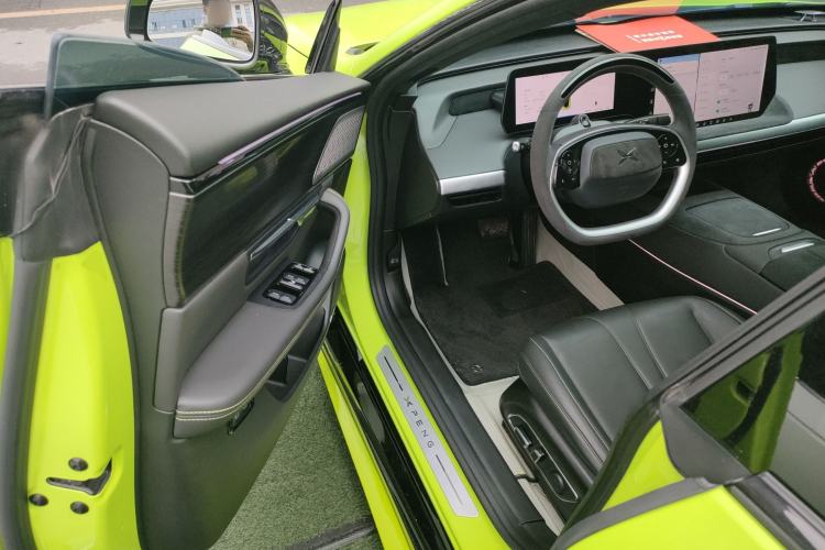 Used XPeng P7 2022 670E+ Pengyi Edition
