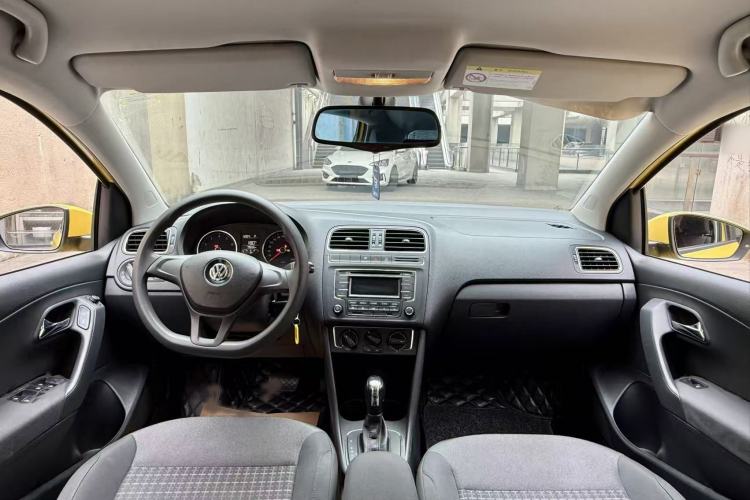 Used Volkswagen Polo 2014 1.6L Automatic Comfort Edition
