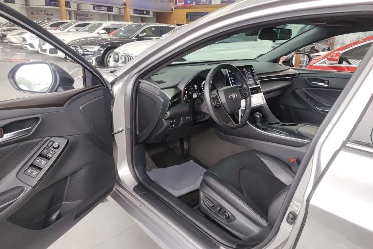 Used Toyota Avalon 2022 2.5L Ambition Edition