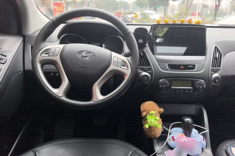 Used Hyundai ix35 2010 2.0L Automatic Two-Wheel Drive Elite Edition GLS
